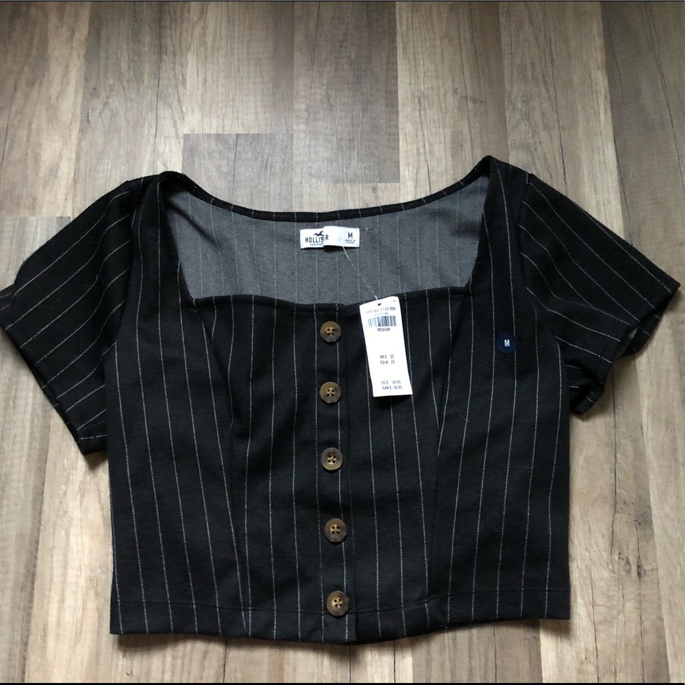 short sleeve crop top